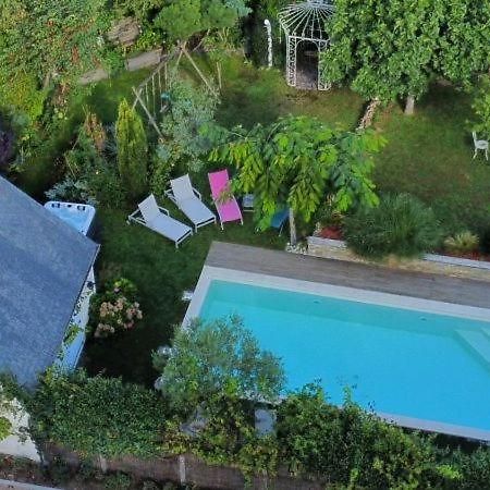 Logis Du Lievre D'Or Bed & Breakfast Montbazon Dış mekan fotoğraf