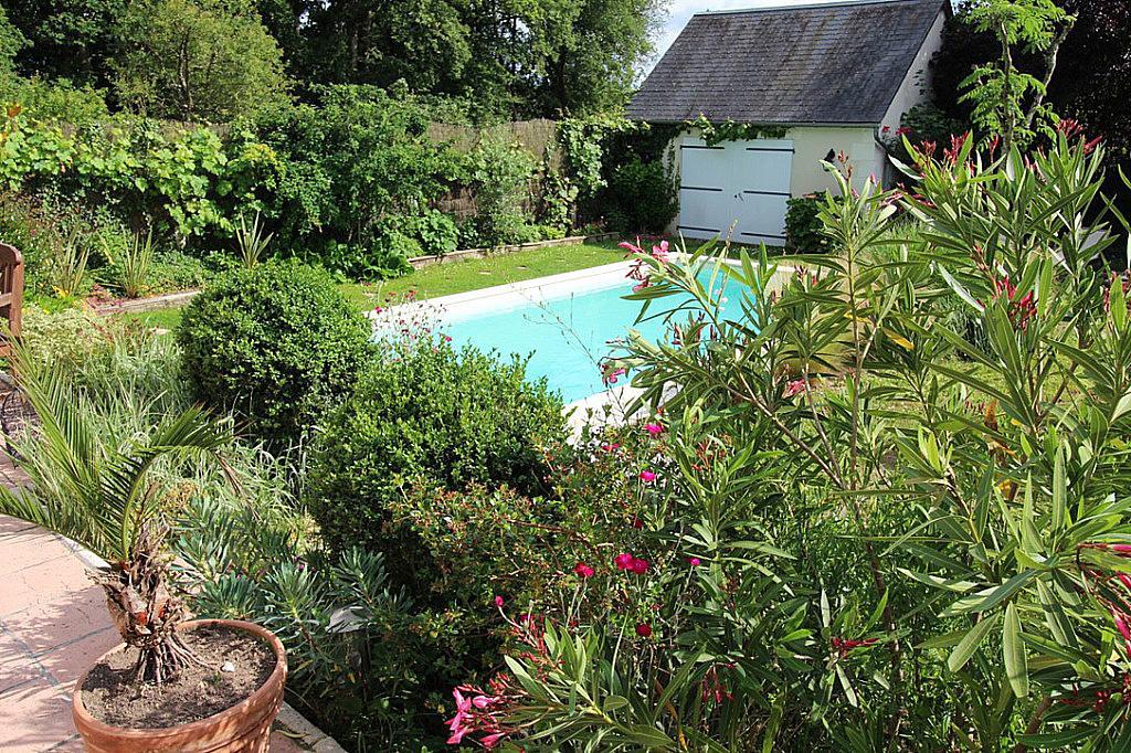 Logis Du Lievre D'Or Bed & Breakfast Montbazon Dış mekan fotoğraf