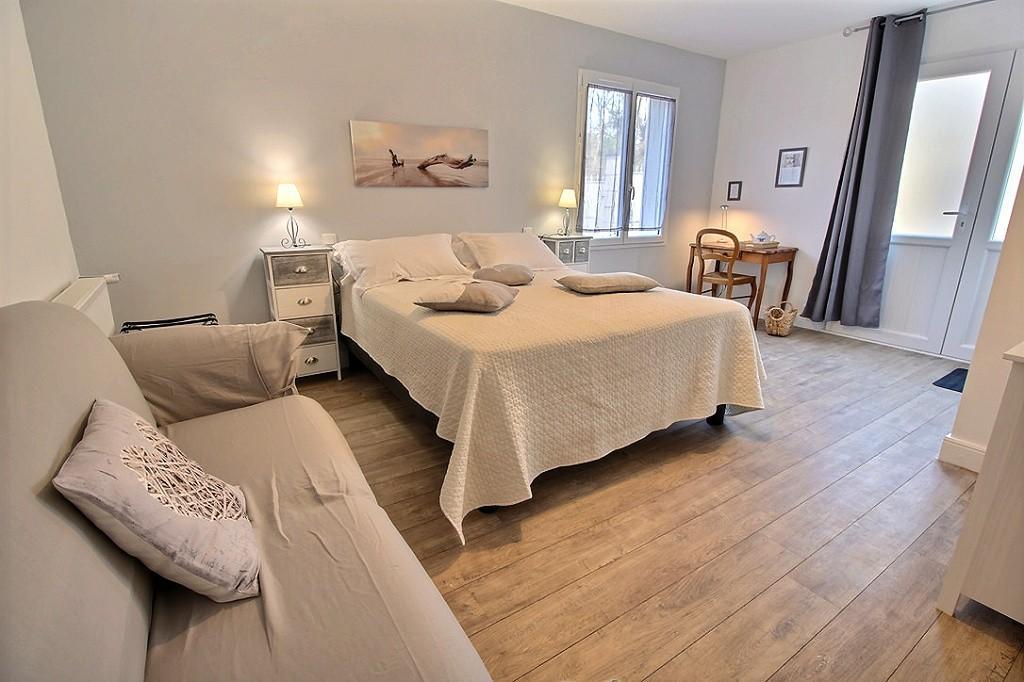 Logis Du Lievre D'Or Bed & Breakfast Montbazon Dış mekan fotoğraf